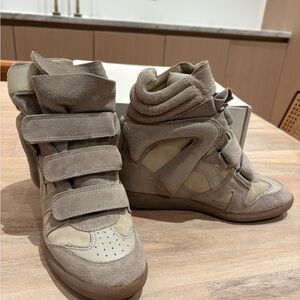 Isabel Marant Beige High-Top Sneakers